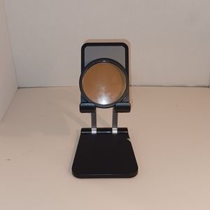 Glo Skin Beauty Pressed Base, Chestnut Medium, NWOT